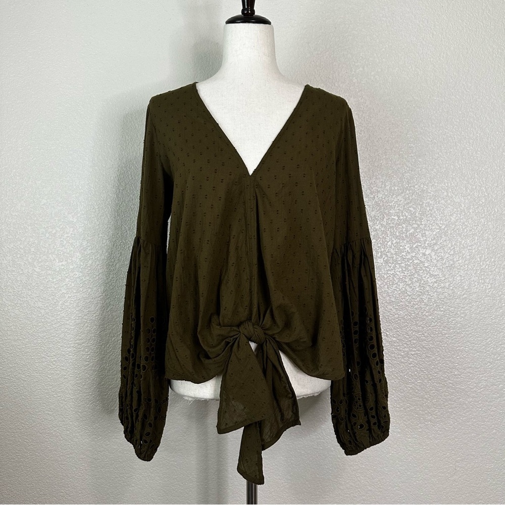 Lovestitch Boho Swiss Dot V-neck Ballon Eyelet Sleeves Blouse, Sz Medium